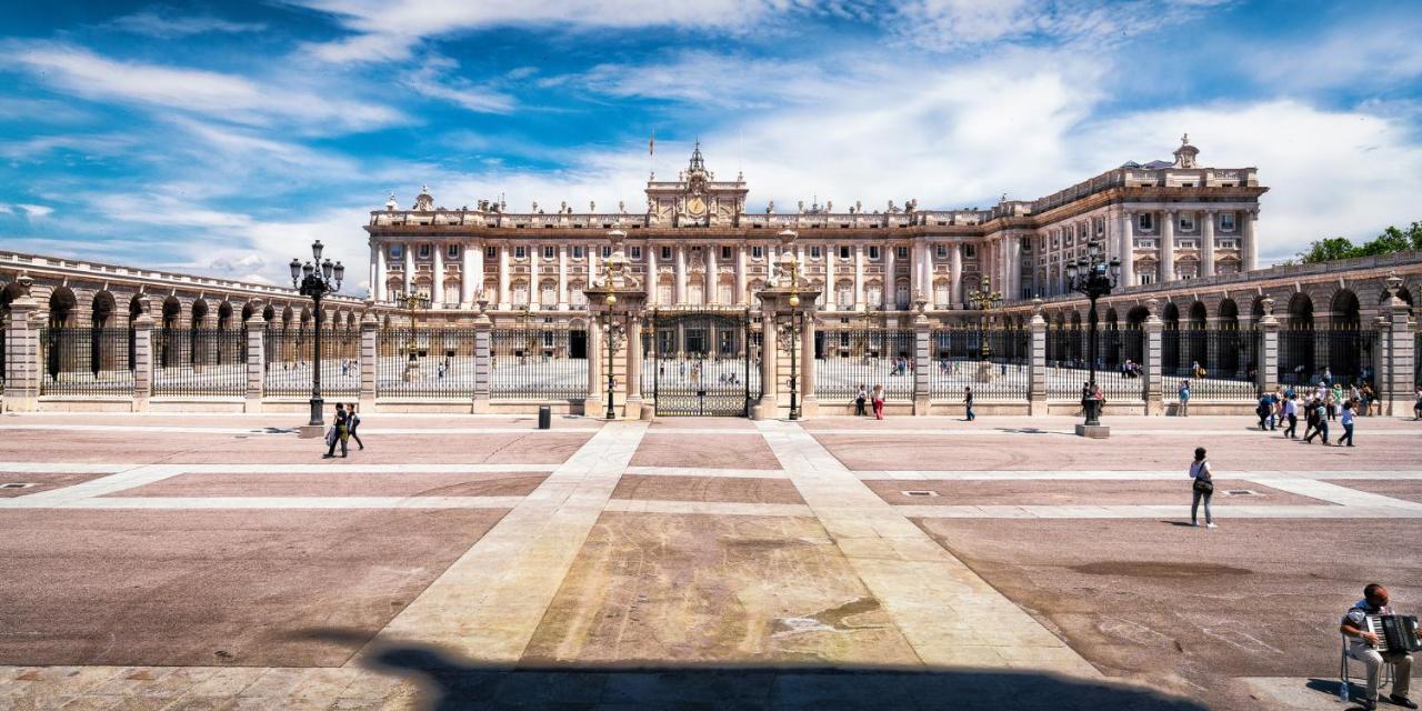 Apartamentos Felipe IV Plaza Mayor 마드리드 외부 사진
